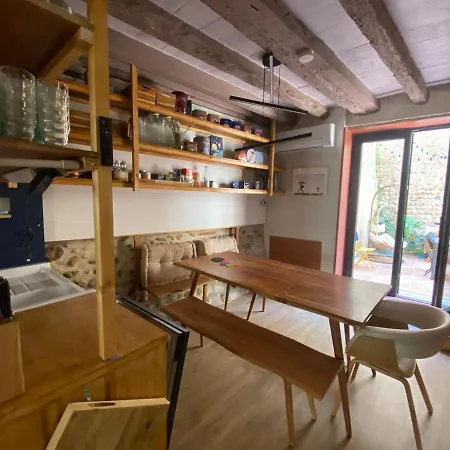 Maison De Village Au Coeur De En Roussillon